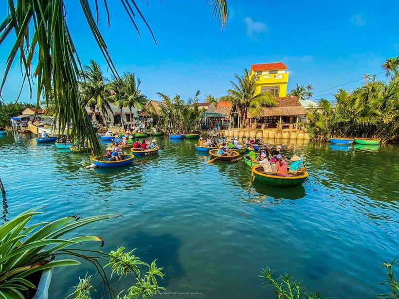 40 Minutes - Basket Boat Ride in the Water Coconut forest - Transfers: Optional Pickup Can Help, or Become a Headache