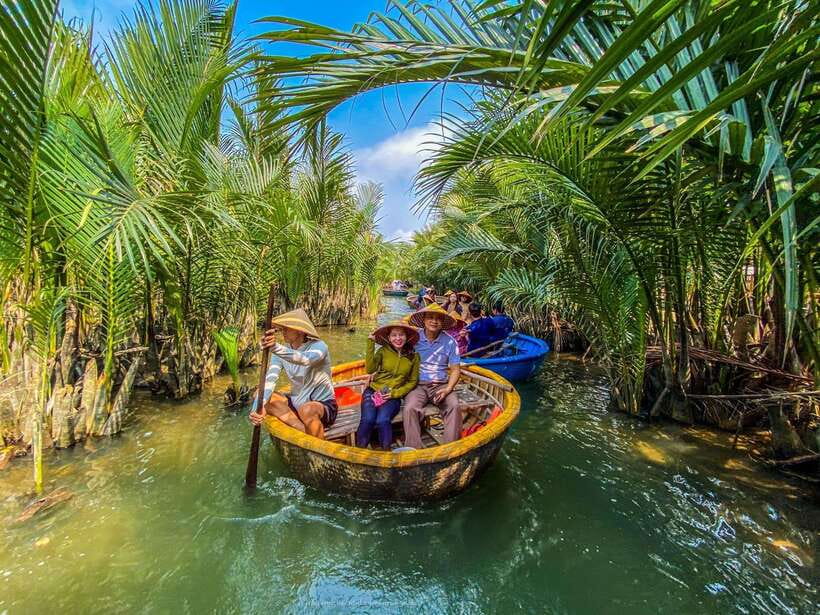 40 Minutes - Basket Boat Ride in the Water Coconut forest - Best Time to Go and What to Bring