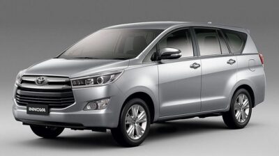 Airport Transfer (From Hotel in Hoi An to Da Nang Airport) 7 Seat Car - The 7-seat car setup and what it means for your luggage