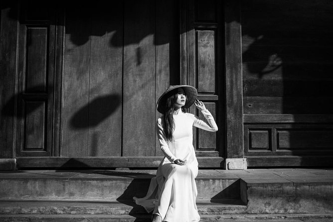 Ao Dai Hoi An Photography Tour - Studio start: picking your Ao Dai and stepping into the role