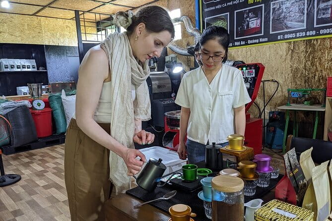 Authentic Vietnamese Coffee Making Experience in Hoi An - Salt coffee: the pinch that reduces bitterness and tweaks the flavor