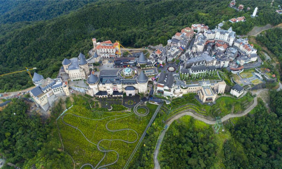 Ba Na Hills and Golden Bridge Private Tour - Golden Bridge: how to see it well without losing time