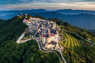 Ba Na Hills - Golden Brigde included Buffet lunch 1 day trip - Golden Bridge: how to enjoy the icon without feeling rushed