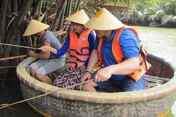 Basket Boat in Hoi An( visit water coconut forest,Crab fishing ) - Who this basket boat and crab fishing tour is best for