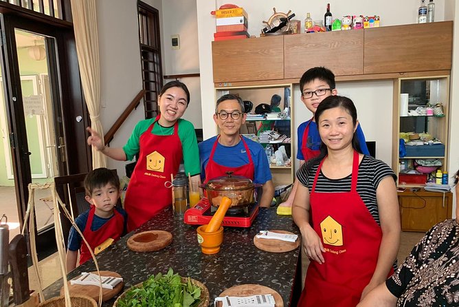 Best cooking class in Hoi An with Jolie (JHA3) - The Meal Part: Juices, Seasonal Fruit, and Eating What You Made