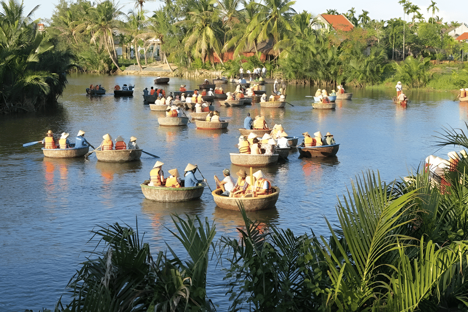 Cam Thanh: Coconut Basket Boat and Enjoy Free Coconut Ticket - Fishermen, Traditional Techniques, and What That Means for You