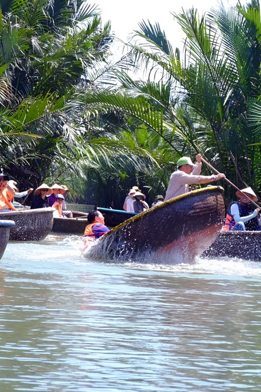 Cam Thanh: Coconut Basket Boat and Enjoy Free Coconut Ticket - Meeting Point and Timing: Finding the Ticket Counter Without Losing Your Morning