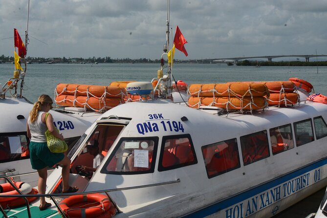 Cham Island Day Tour: Speed Boat, Lunch, Snorkeling & Beach - Speedboat Cruising to Cu Lao Cham: Fast, Fun, and Practical