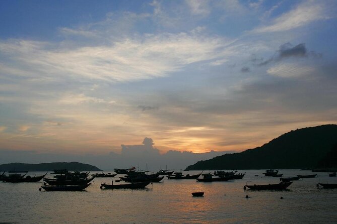 Cham Island Tour Snorkeling -Sunbathing - Nice Beach - Speedboat - Cham Islands from Hoi An: the “lots to do” island day