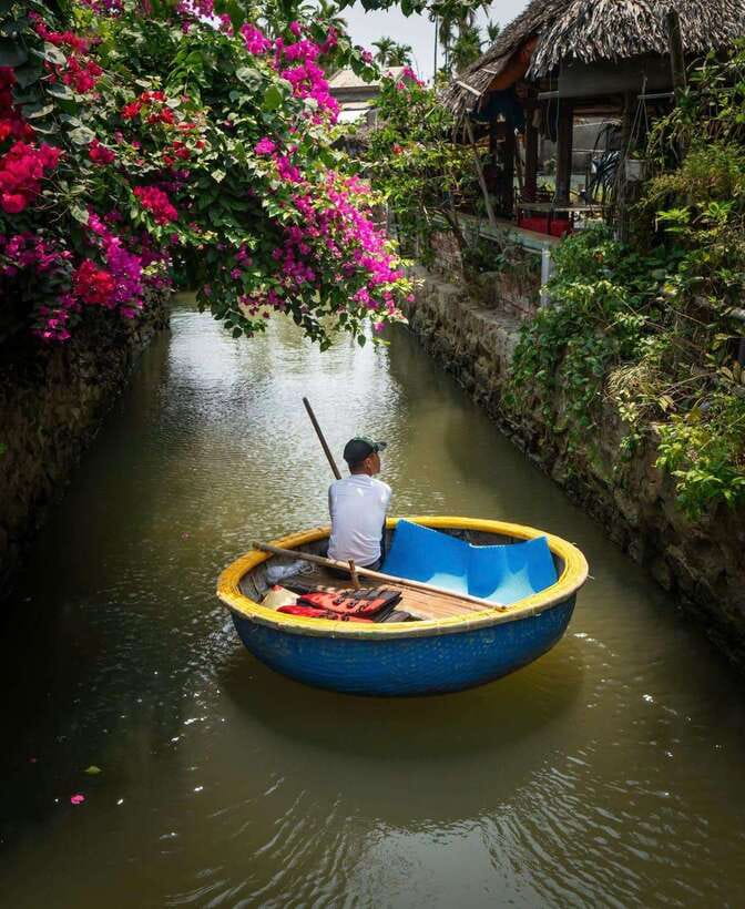 Coconut Boat Hoi An - Bảy Mẫu coconut forest: why the canals feel different in real life