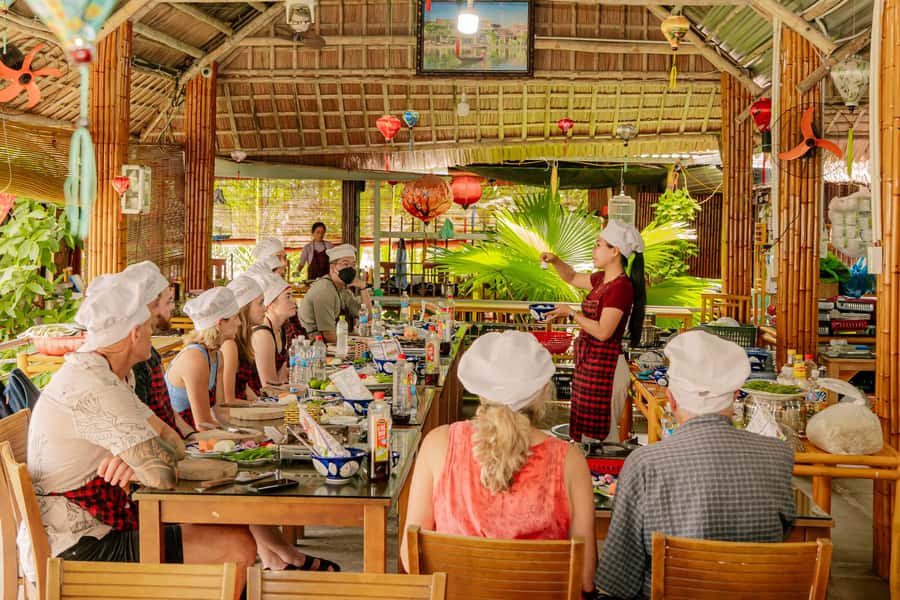 COOKING CLASS & BASKET BOAT - Folk songs, fishing nets, and coconut-leaf souvenirs
