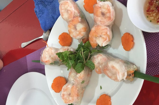 Cooking class for lunch start at 12:00-3:00pm cooking yourself - The Market Run: Picking Produce, Herbs, Powders, and Seafood