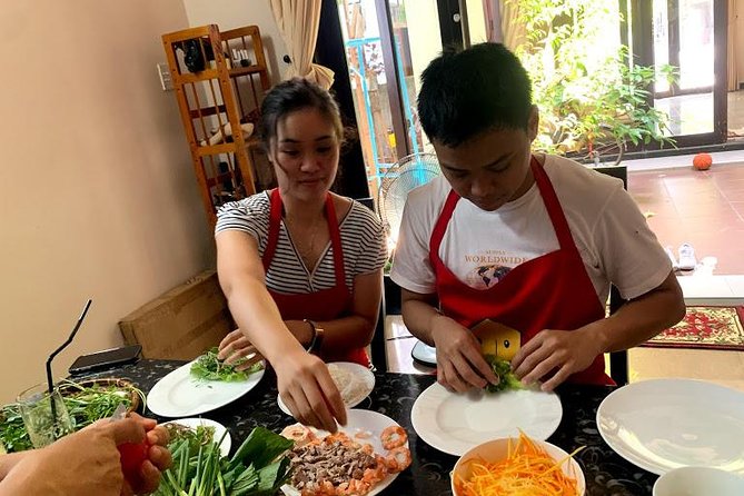 Cooking with Jolie in Hoi An and Lantern making class (JHA4) - Lunch at 12:30: Eat What You Cook, Then Plan for the Lantern
