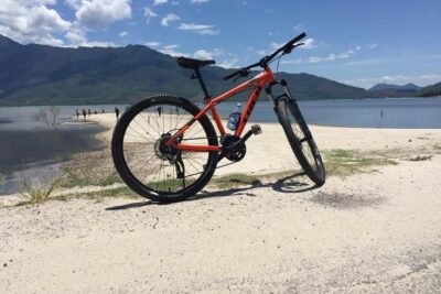 Cycle to Hue Via Hai Van Pass - Getting started from Hoi An with Trek bikes and a real guide