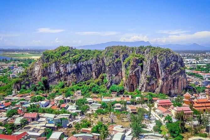 Da Nang Explore: Lady Buddha, Monkey Mountain & Am Phu Cave Tour - Lady Buddha (67 Meters): The Garden Views and the Big Pause