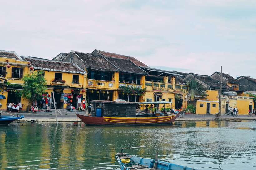 Da Nang: Half-day Hoi An Heritage Walk - Fujian Assembly Hall: when Chinese influence becomes architectural