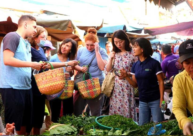 Da Nang/Hoi An: Market Tour, Basket Boat Ride, Cooking Class - Price and value: what $18 really buys you