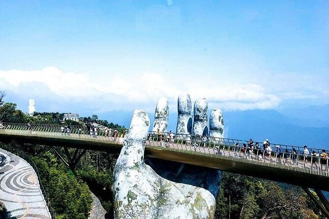 Early Morning Bana hills Golden-Bridge Private Tour - Guide experience: why Mr. Tai matters on a misty day