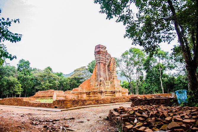 Early Morning My Son Sanctuary Trip w. Champa Food & Coffee - My Son Sanctuary at first light: temples, photo angles, and the Champa story