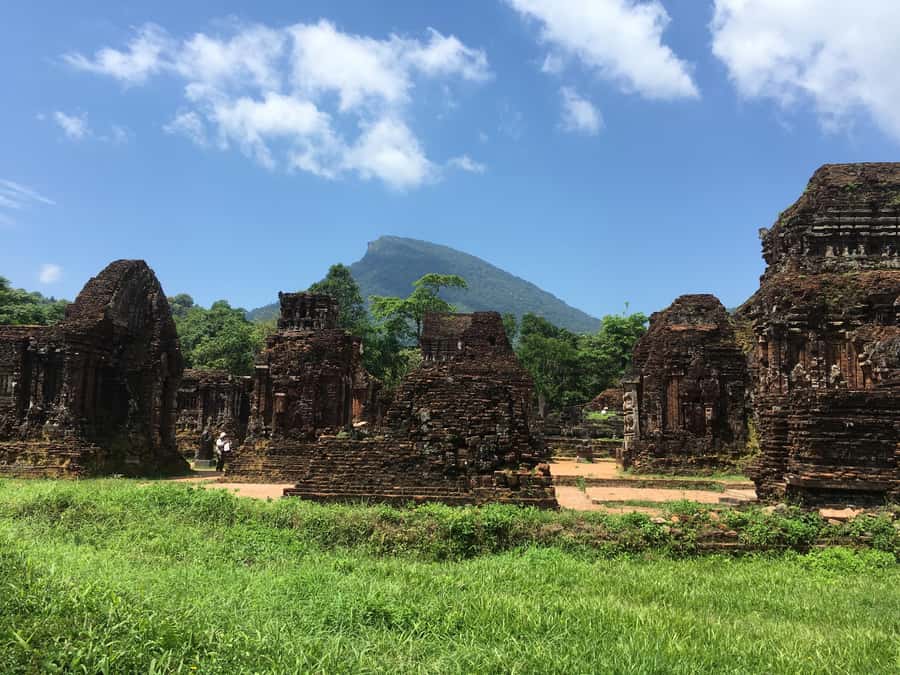 Early My Son tour/transfer to avoid crowd and the heat - Entering the My Son Sanctuary valley: what to expect on arrival