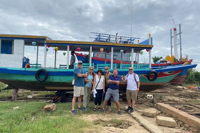 Explore Hoi An Village Island - Local lunch with fresh herbs: the payoff meal