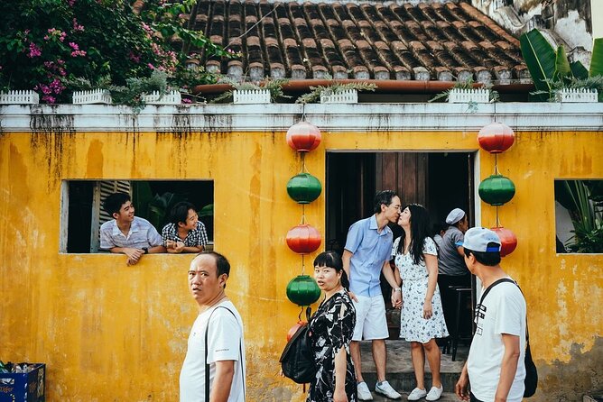 Family Photography Tour in Hoi An - The photo walk around Hoi An Ancient Town: what you’ll see and why it works