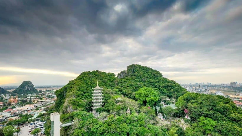 From Da Nang: Marble Mountains - Hoi An afternoon tour - Non Nuoc Village: watch stone carving happen in real time