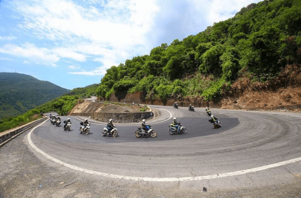 From Hoi An: Explore Hai Van Pass with Motorbike Rider Tour - Cooling Off at a Secret Waterfall (and Why It’s a Great Pace Reset)