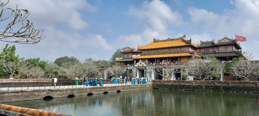 From Hoian & Danang: Hue City Tour with HaiVan Pass - Hue Imperial City: Ngo Mon Gate to Thai Hoa Palace
