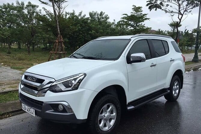 Fullday rental car- Explore Da Nang- Ba Na hills & Hoi an lantern - Stop 1: Marble Mountains and Am Phu Cave (Cave of Hell)
