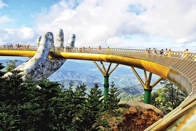Golden Bridge - BaNa Hills: Private Trip From Hoi An/Da Nang - The ride up: longest cable car and why it matters
