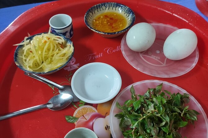 Half-day Private Street Food Tour in Hoi An - Confucius Temple start, then Bánh Căn at Hoi An Parish Church