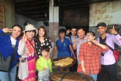 Hidden Gems of Old Hoi An - Cao Lau and bean sprouts: the best part is seeing the process first