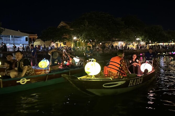 Hoai River Boat Trip by Night with Release Lantern - Getting to the Dock: DN Tour Greeter and the Tran Phu Meeting Point