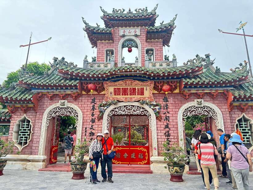 Hoi An Ancient Town & Coconut Village Basket Boat Tour - Dinner at a Local Restaurant: Filling You Up Without the Guesswork
