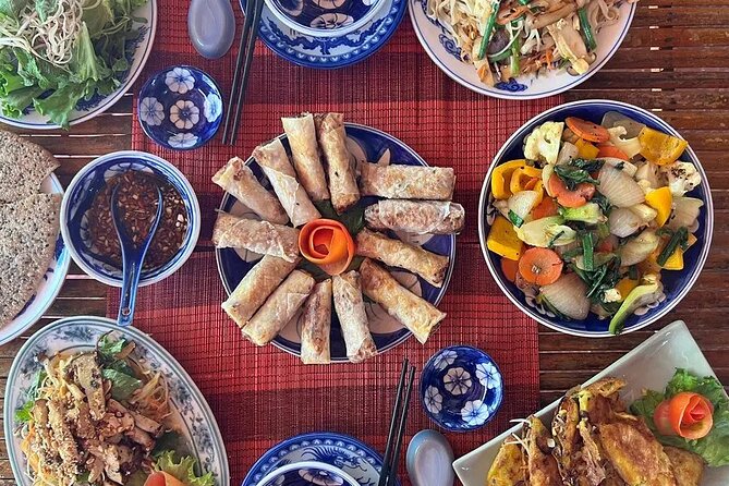 Hoi An Ancient Town - Night Market Street Food Tours By Night - Entrance fees, admission tickets, and why they matter on a night tour