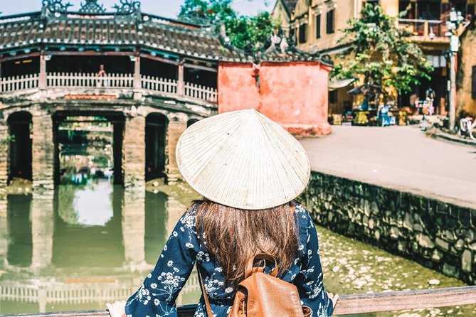 Hoi An Ancient Town Tour: Japanese Covered Bridge & Old House from Hoi An - Stop 1: Hoi An Market for That First Hit of Local Life