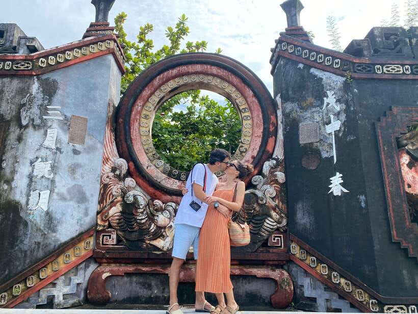 Hoi An Ancient Town - Walking Tour with Local Guide - Ba Mu Temple Gate: Your First Clue to the Town’s Layout