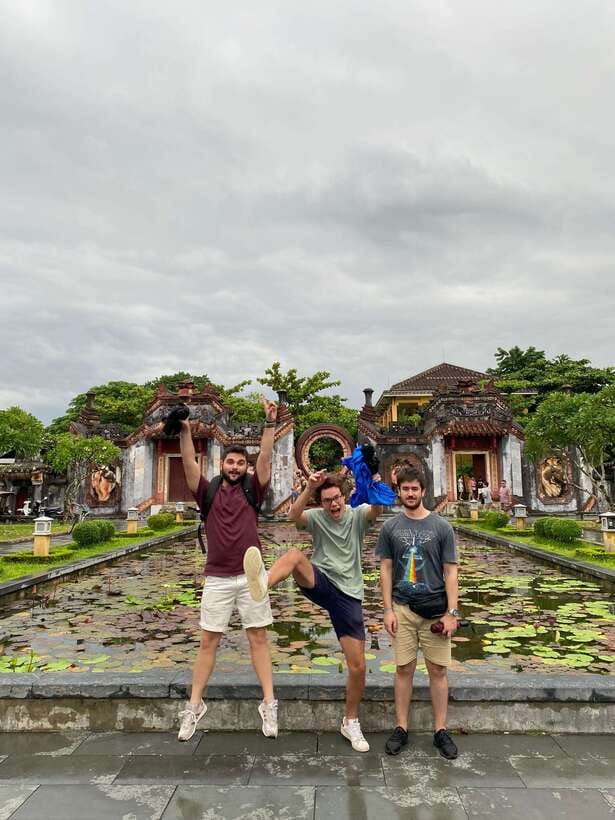 Hoi An Ancient Town - Walking Tour with Local Guide - Why This Walk Works Better Than Solo Wandering