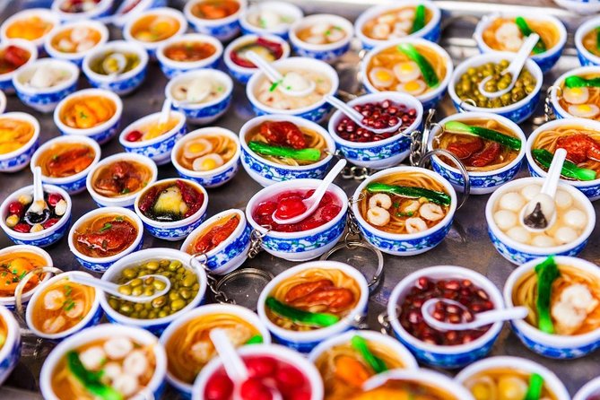 Hoi An at Sunset: Authentic Local Street Food Tour - Why Sunset Hours Make This Hoi An Food Tour So Much Easier