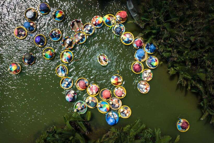 Hoi An: Basket Boat and fishing Crabs Tour - Bamboo basket boat ride: what it feels like and what to watch