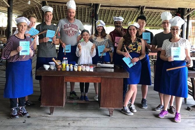 Hoi An: Bay Mau Eco Cooking Tour - Door-to-door pickup and the market stop that sets you up