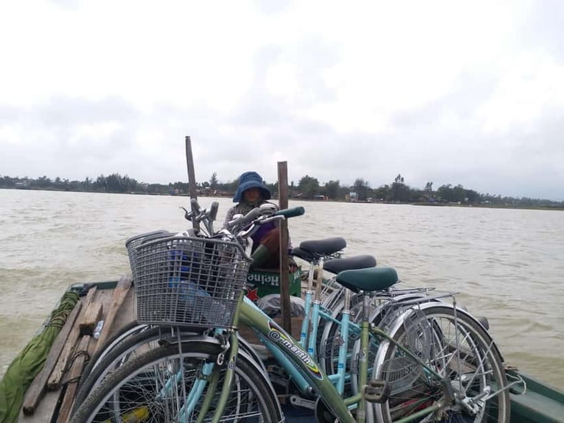 HOI AN Biking River Islands, Village Crafts PRIVATE TOUR - Rice paper, rice grinding, and the surprise of homemade food