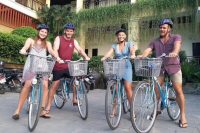 HOI AN Biking River Islands, Villages, Local Crafts PRIVATE TOUR - Getting started with hotel pickup and a licensed English guide