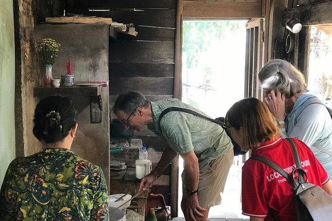 HOI AN Biking River Islands, Villages, Local Crafts PRIVATE TOUR - Coffee stop: Vietnamese coffee culture plus a real leg reset