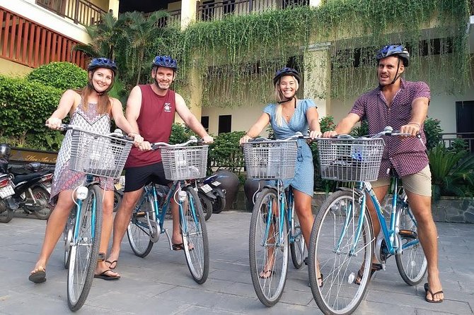 HOI AN Biking River Islands, Villages, Local Crafts PRIVATE TOUR - Getting started with hotel pickup and a licensed English guide