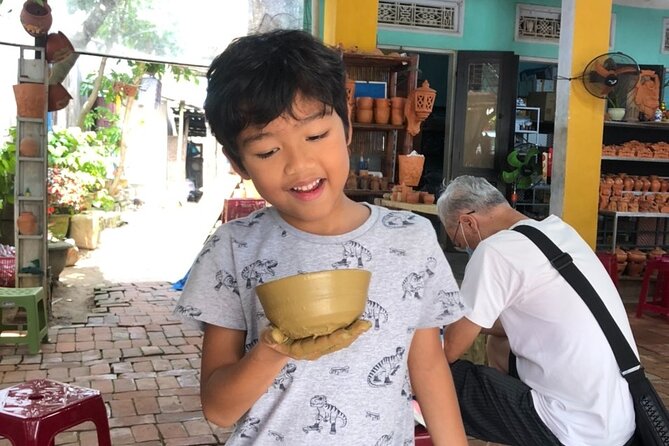 Hoi An Ceramic/Pottery/Lantern Making Class Cafe & Basket Boat - Stop 4: Hoi An lantern making class at home