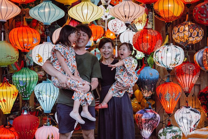 Hoi An City By Night And Release Paper Latern On Hoài river - The lantern-making workshop: your hands on the souvenir