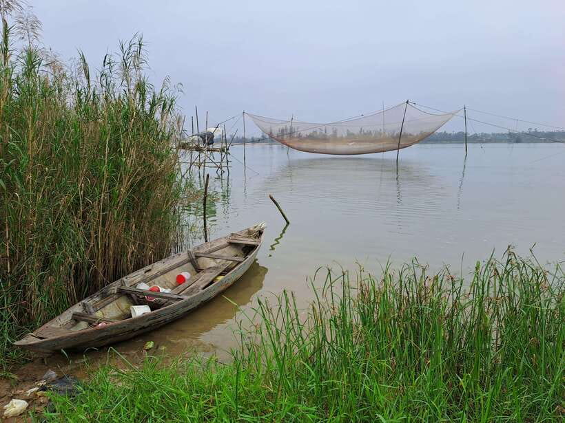 Hoi An City tour -Basket boat ride in the Coconut forest - Crab Fishing and Net Casting: The Fun, Practical Skills Part