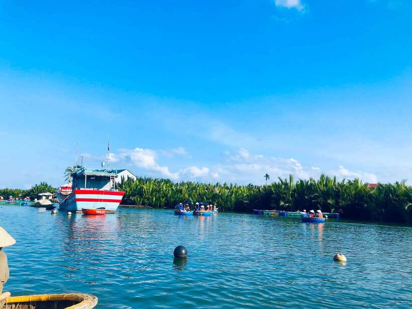 Hoi An: Coconut Basket Boat Rides with Two-way Transfers - The water portion: netting, crabs, mussels, and that rural-fishing rhythm